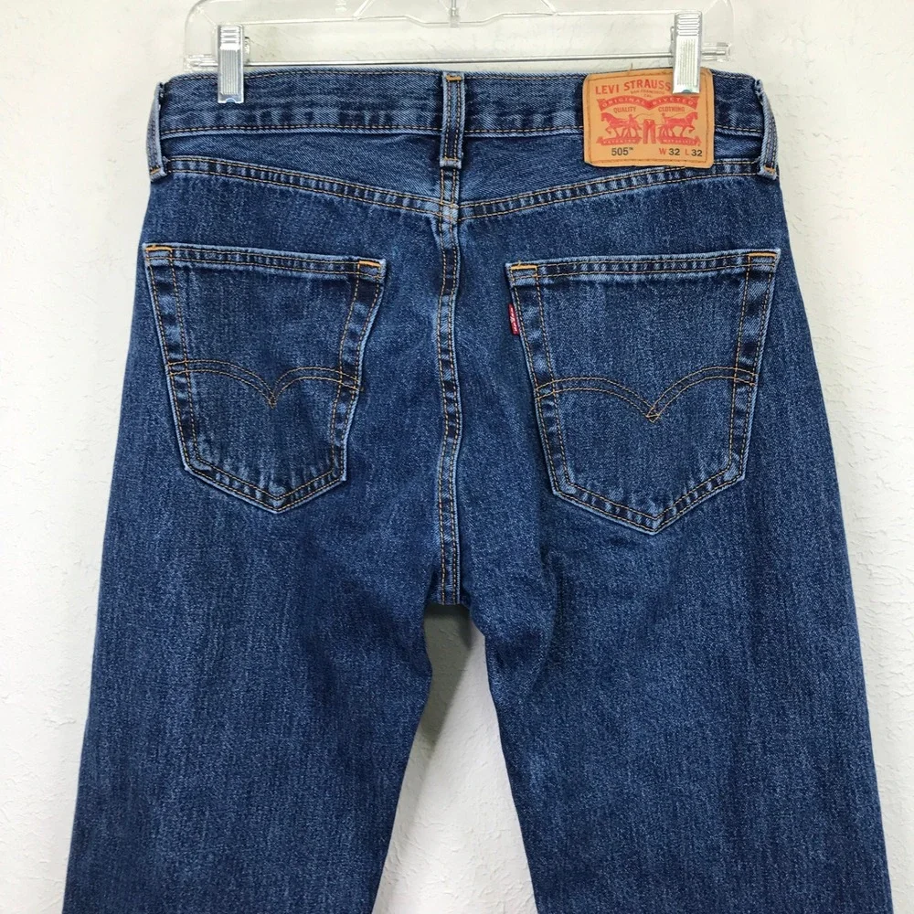 Levis 505 Jeans Mens 32x32 (32x30) Blue Regular Fit Straight Leg Dark Wash Denim